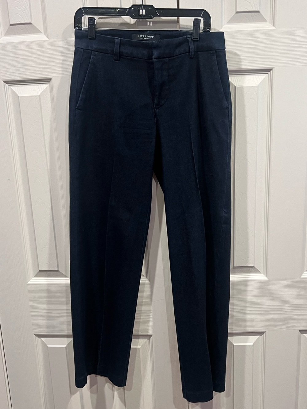 Liverpool brand women’s  Navy Dress Jeans
